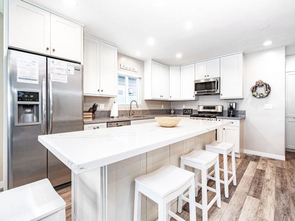 Newport Beach Home 998403
