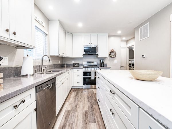 Newport Beach Home 998403