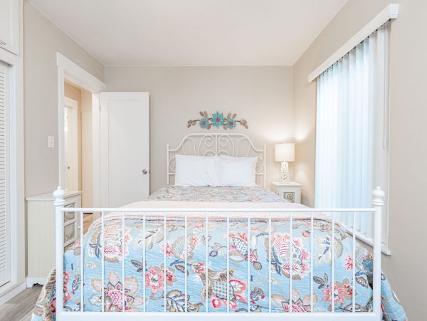 Newport Beach Home 998403