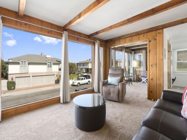 Newport Beach Home 998404