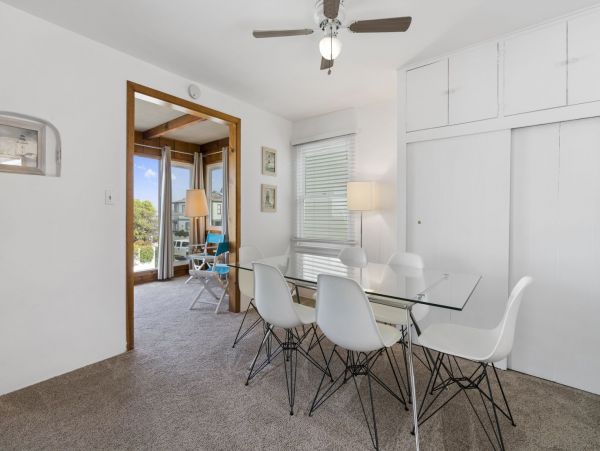 Newport Beach Home 998404
