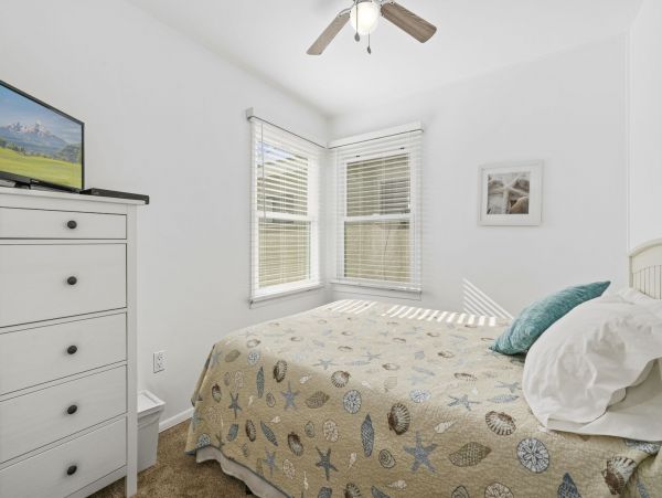 Newport Beach Home 998404