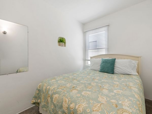 Newport Beach Home 998404