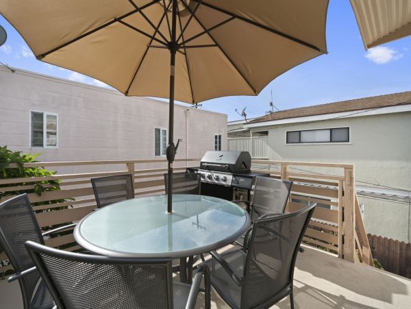 Newport Beach Home 998404
