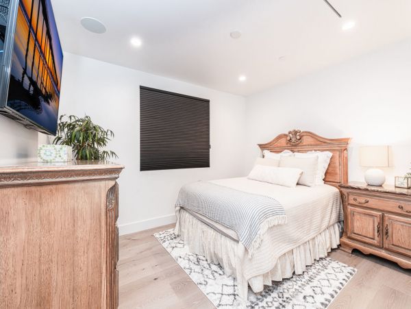 Newport Beach Home 998405