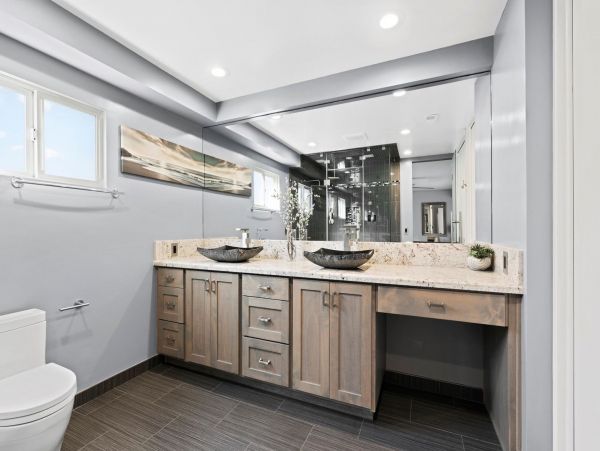 Newport Beach Home 998406