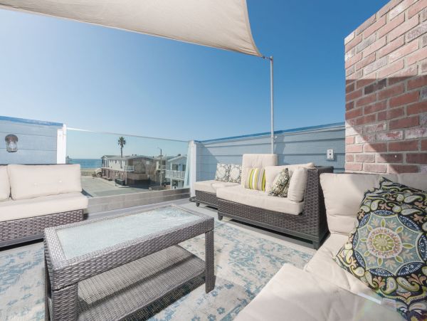 Newport Beach Home 998406