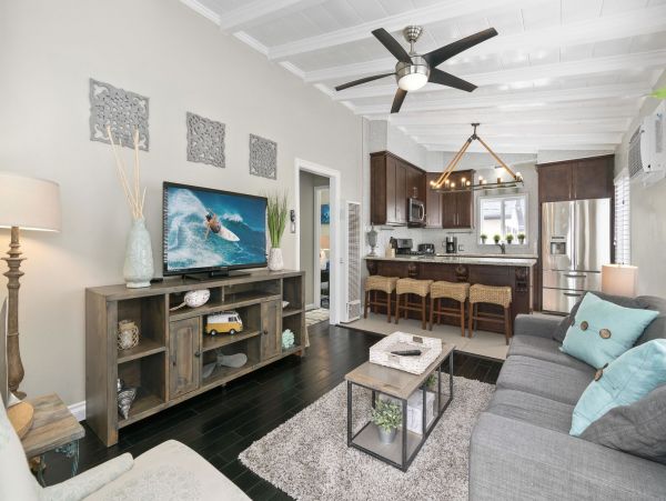 Newport Beach Home 998406