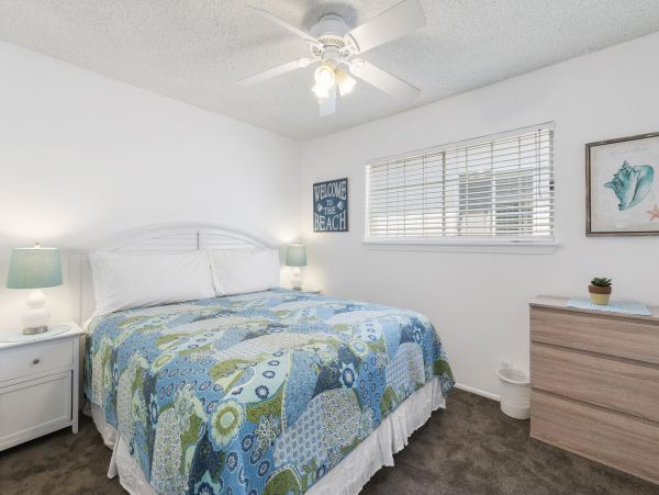 Newport Beach Home 998407