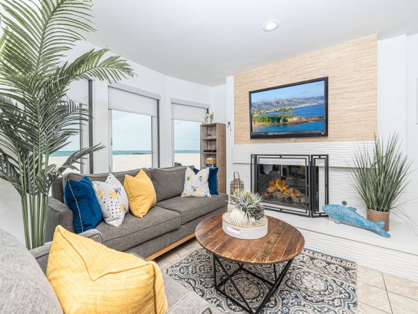 Newport Beach Home 998408