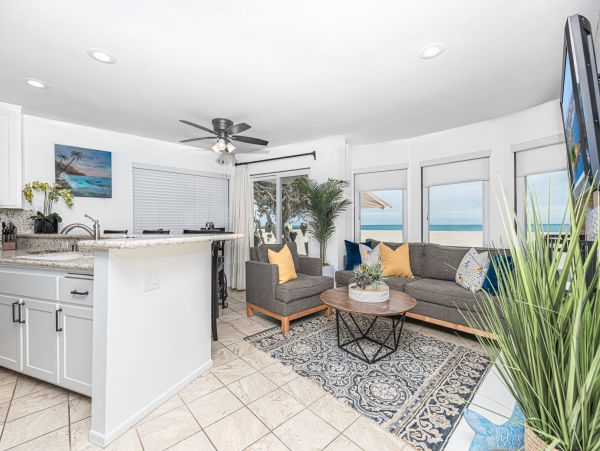 Newport Beach Home 998408