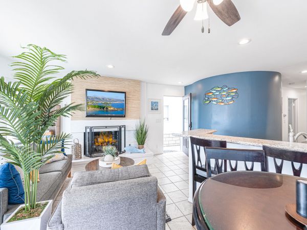 Newport Beach Home 998408