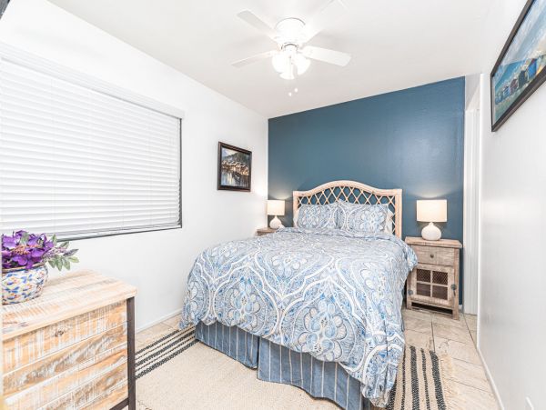 Newport Beach Home 998408