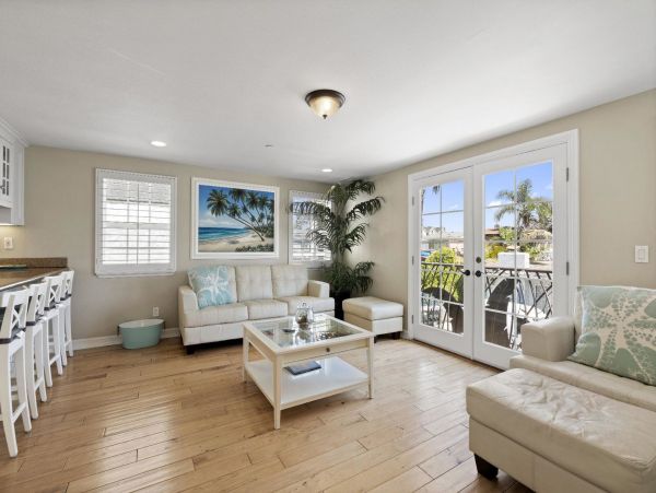 Newport Beach Condo 998409