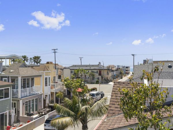 Newport Beach Condo 998409
