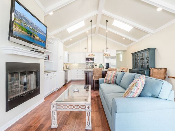 Newport Beach Home 998410