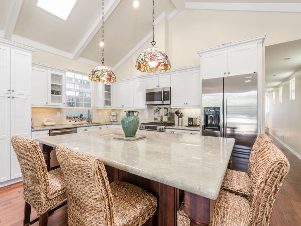 Newport Beach Home 998410