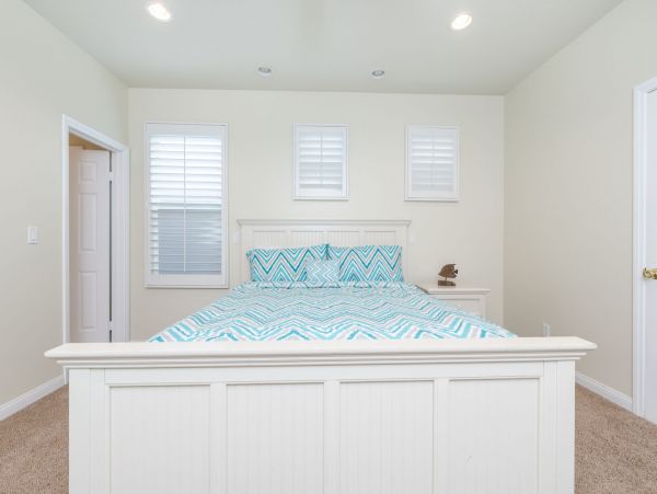 Newport Beach Home 998410