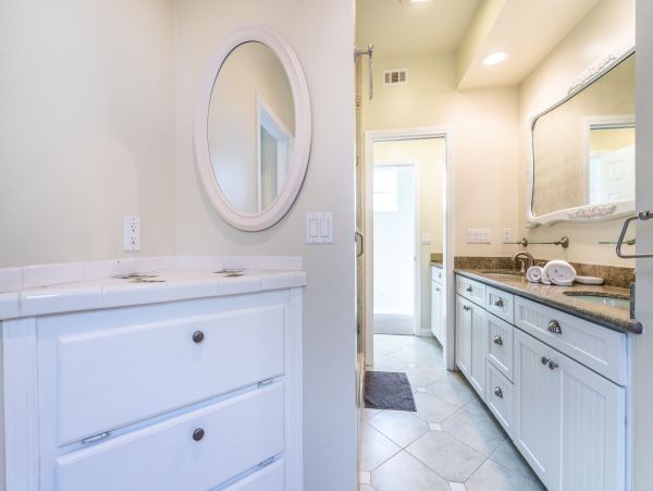 Newport Beach Home 998410