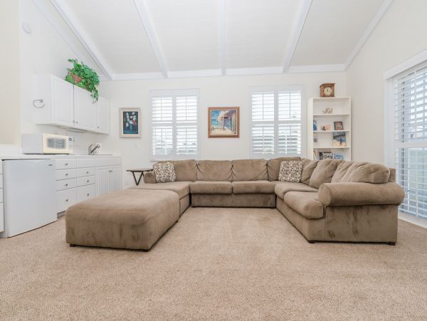 Newport Beach Home 998410