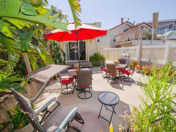 Newport Beach Home 998411