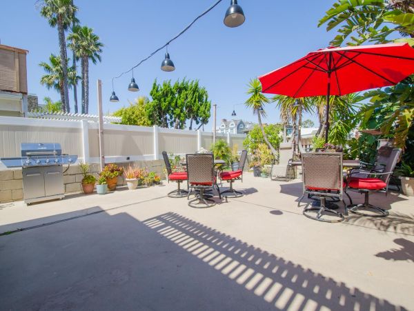 Newport Beach Home 998411