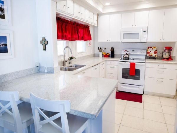 Newport Beach Home 998411