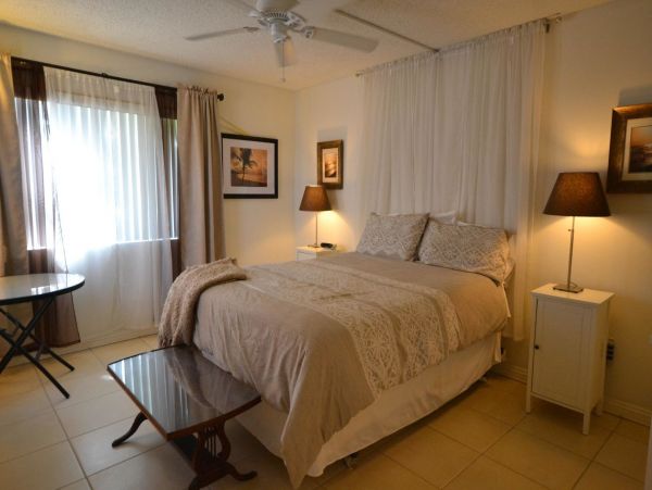 Newport Beach Home 998411