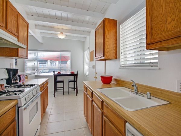 Newport Beach Home 998412