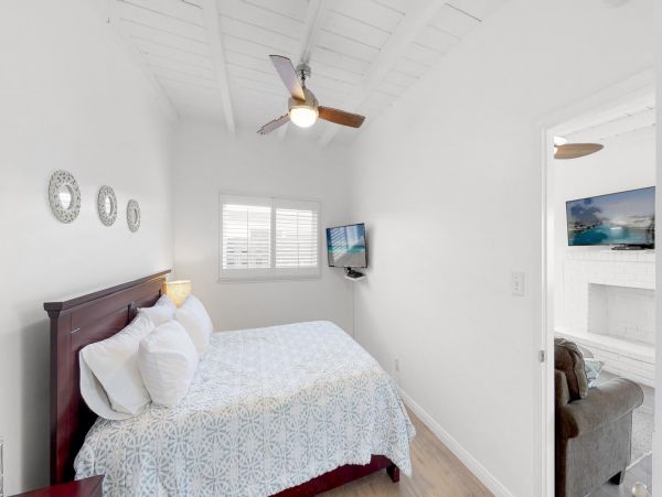Newport Beach Home 998412