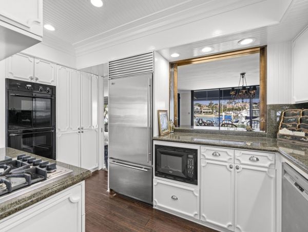 Newport Beach Home 998413