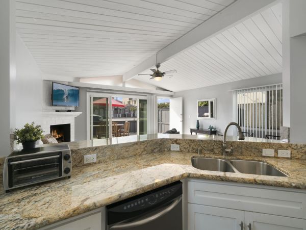 Newport Beach Home 998414