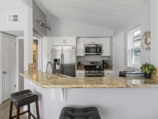 Newport Beach Home 998414