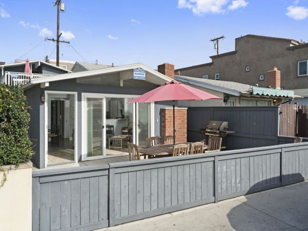 Newport Beach Home 998414