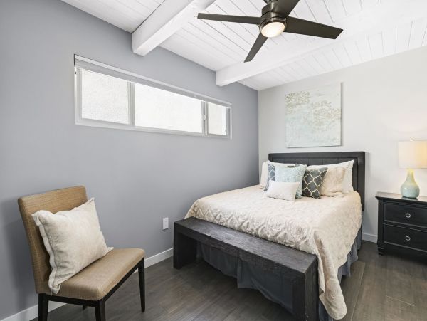 Newport Beach Home 998415
