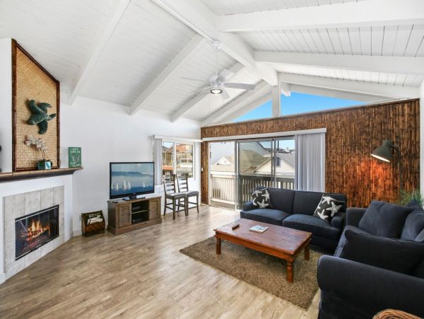 Newport Beach Home 998416