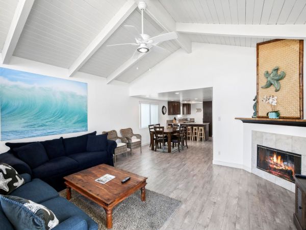 Newport Beach Home 998416