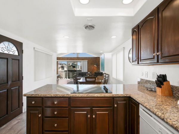 Newport Beach Home 998416