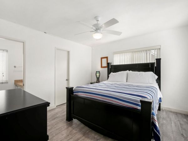 Newport Beach Home 998416
