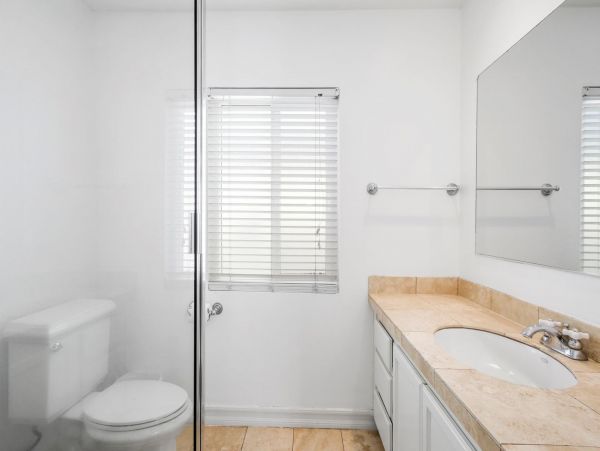 Newport Beach Home 998416