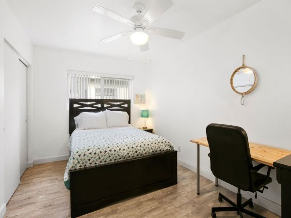 Newport Beach Home 998416