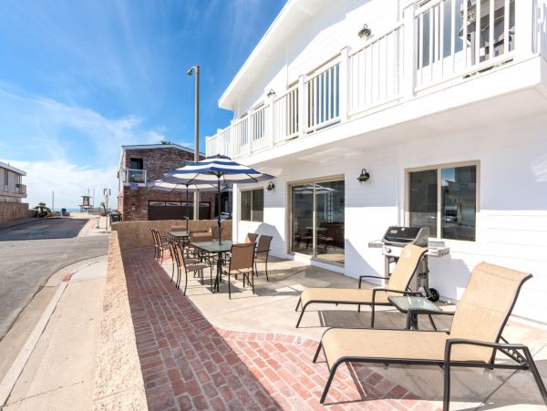 Newport Beach Home 998417