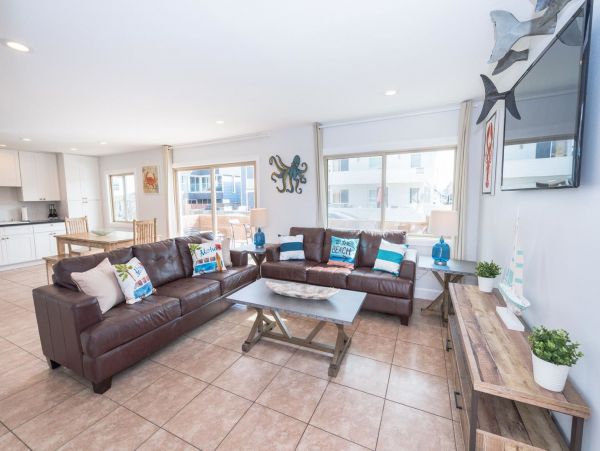 Newport Beach Home 998417
