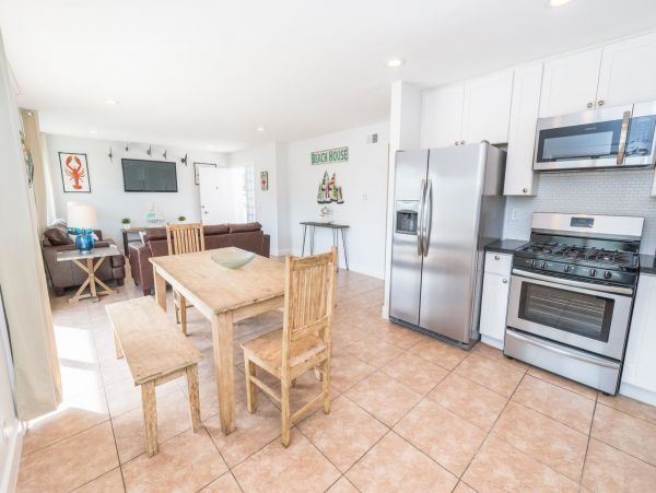 Newport Beach Home 998417
