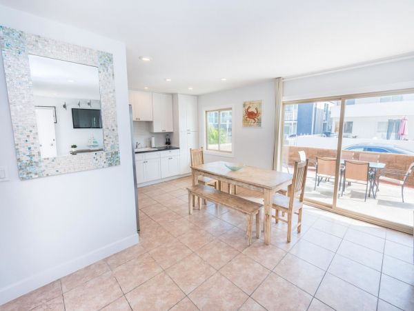 Newport Beach Home 998417