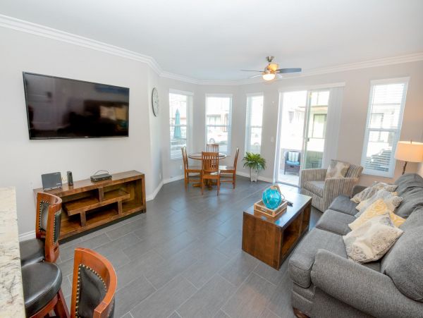 Newport Beach Home 998418