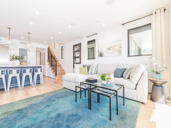 Newport Beach Home 998421