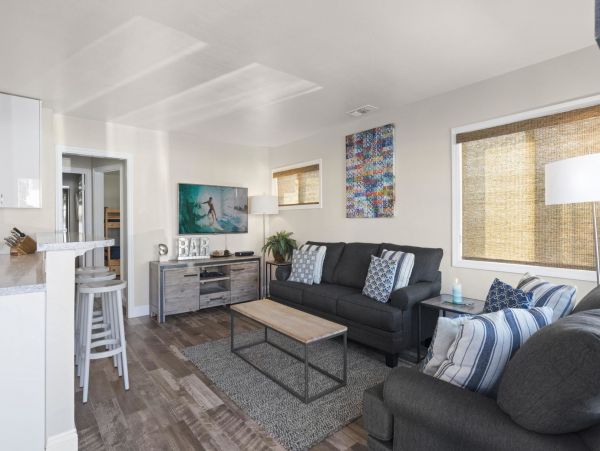 Newport Beach Condo 998422