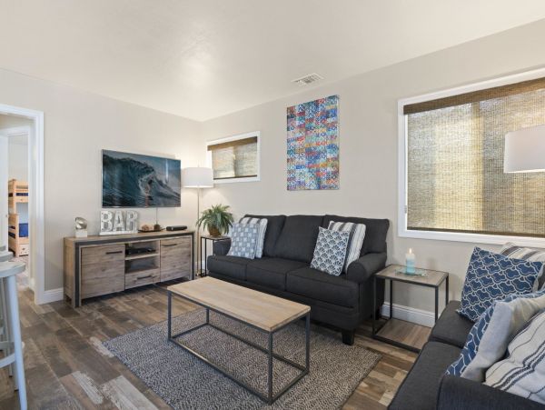 Newport Beach Condo 998422