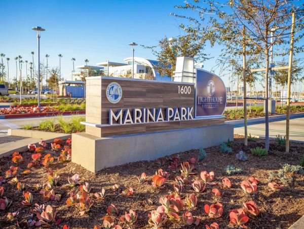 Newport Beach Condo 998422
